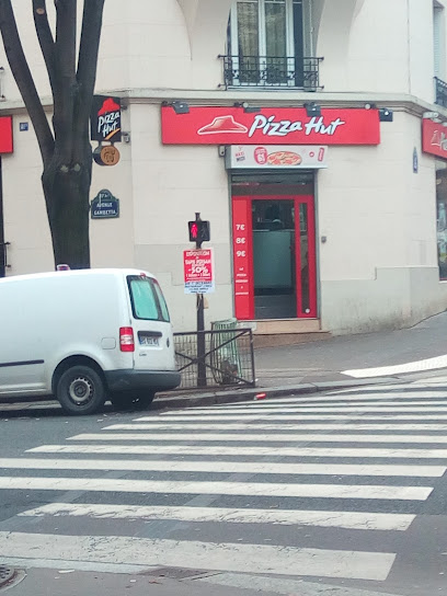 Pizza de Pizza Hut à Paris