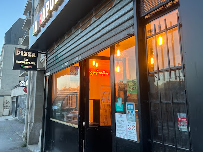 Pizza de Pizzeria la napolitaine à Paris