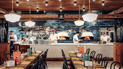 Pizza de Pizzeria Popolare à Paris