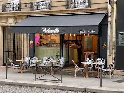 Pizza de Pulcinella paris 16 à Paris